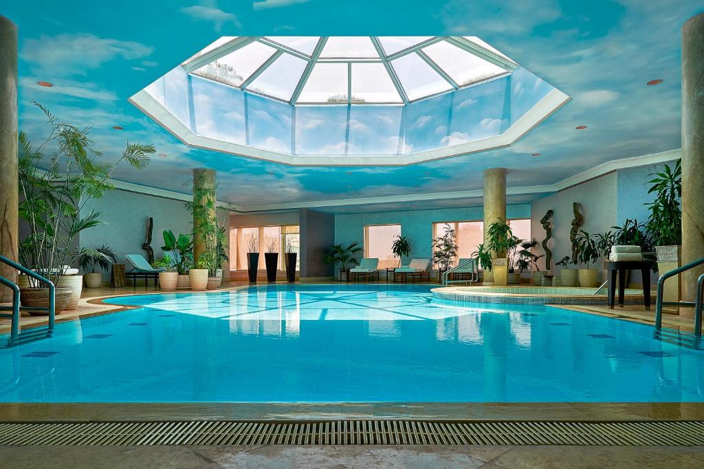 Four Seasons Hotel Cairo at Nile Plaza ota8