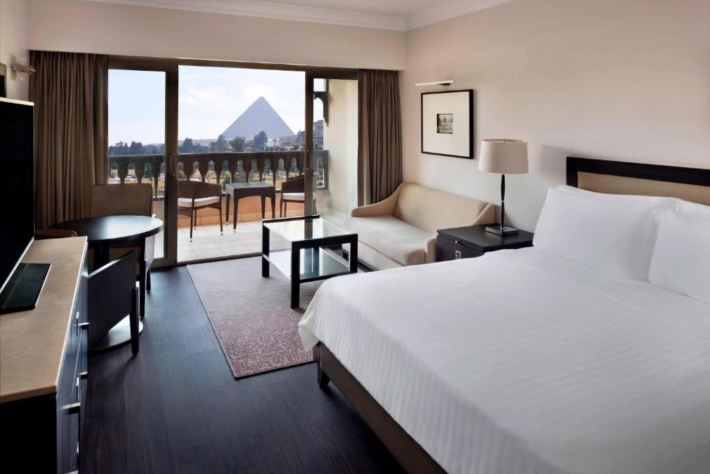 Marriott Mena House Cairo ota13