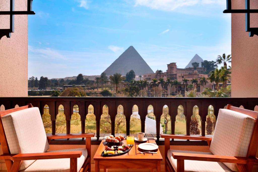 Marriott Mena House Cairo ota14