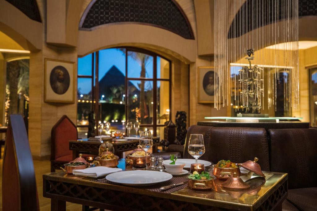 Marriott Mena House Cairo ota7